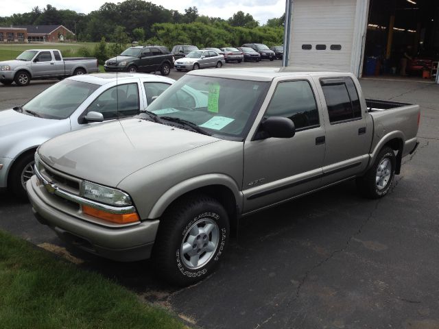 Chevrolet S10 3dr Grand SE 119 WB Pickup Truck
