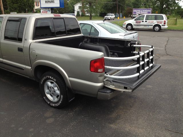 Chevrolet S10 2004 photo 1