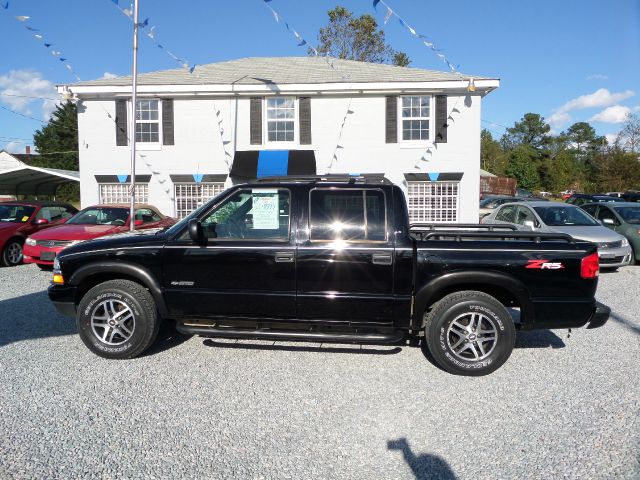 Chevrolet S10 2004 photo 1