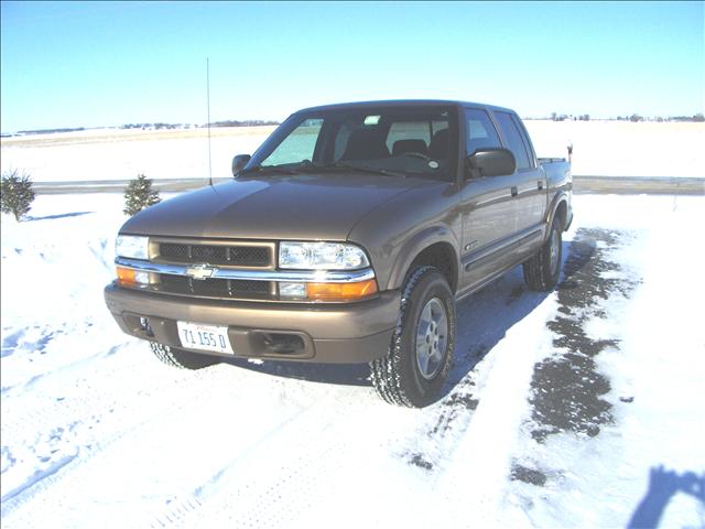 Chevrolet S10 2004 photo 1