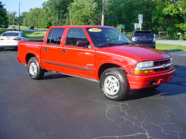 Chevrolet S10 2004 photo 3