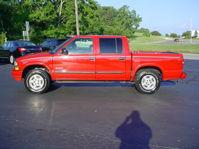 Chevrolet S10 2004 photo 4