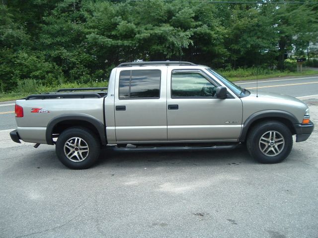 Chevrolet S10 2004 photo 3