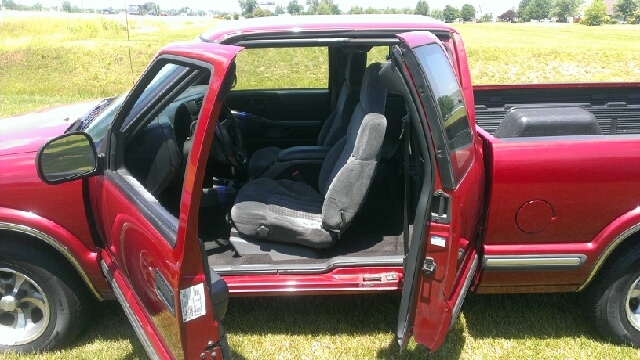 Chevrolet S10 Pickup 1998 photo 1