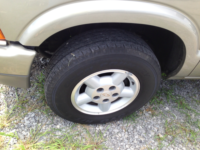 Chevrolet S10 Pickup 2003 photo 1