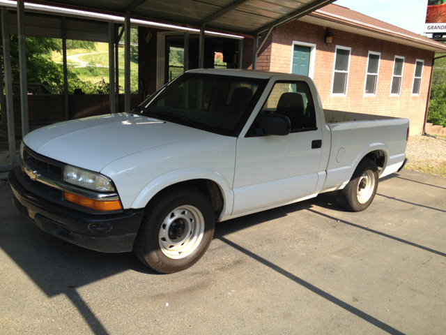 Chevrolet S10 Pickup 2003 photo 2