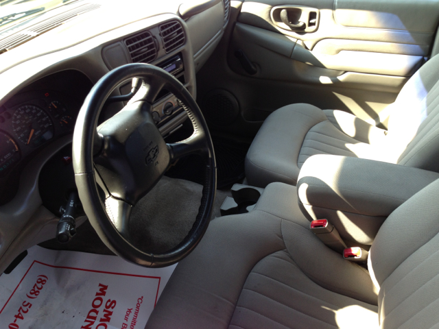 Chevrolet S10 Pickup 2003 photo 2