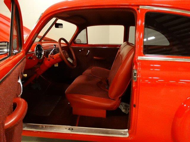 Chevrolet Sedan 1949 photo 1