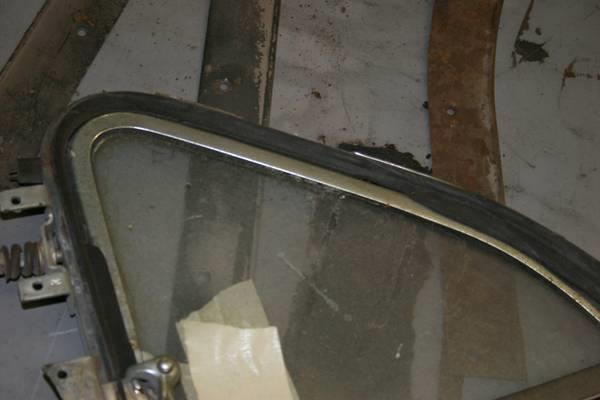 Chevrolet Sedan 1951 photo 1