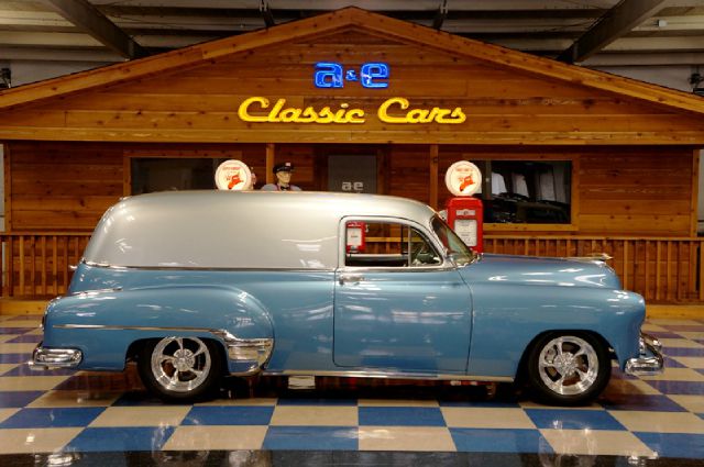 Chevrolet Sedan Delivery 1951 photo 3