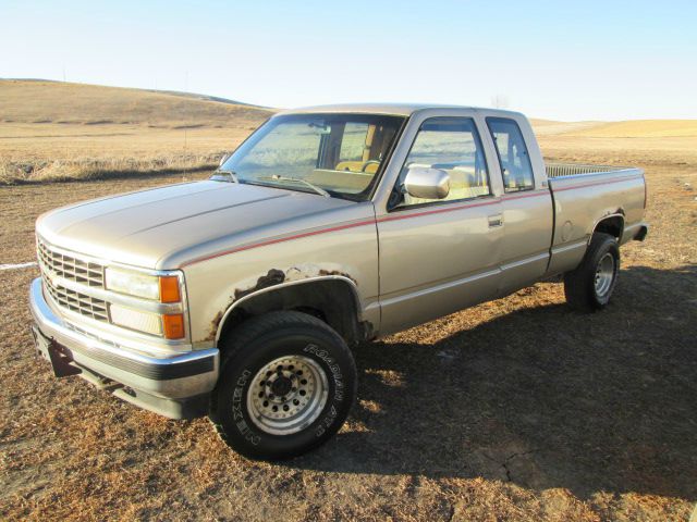 Chevrolet Silverado 1990 photo 3