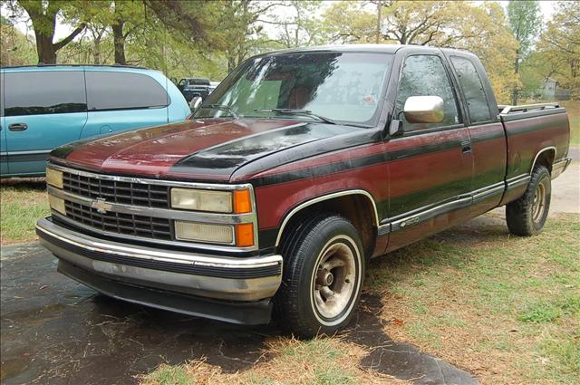 Chevrolet Silverado 1992 photo 1