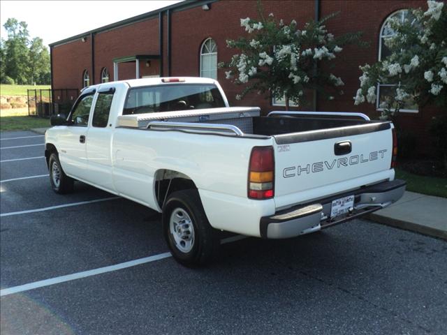 Chevrolet Silverado 2000 photo 4