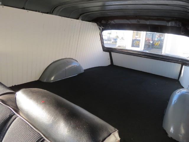 Chevrolet Sedan 1958 photo 3