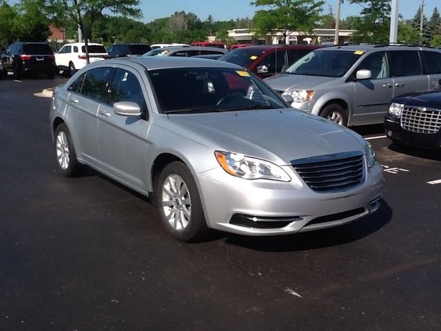 Chrysler 200 2011 photo 1