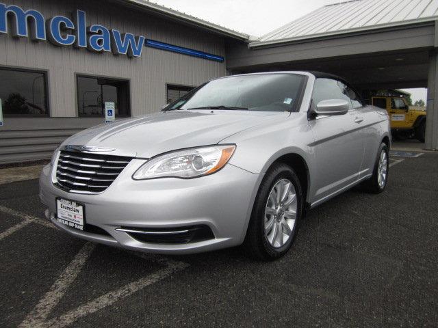 Chrysler 200 2011 photo 1