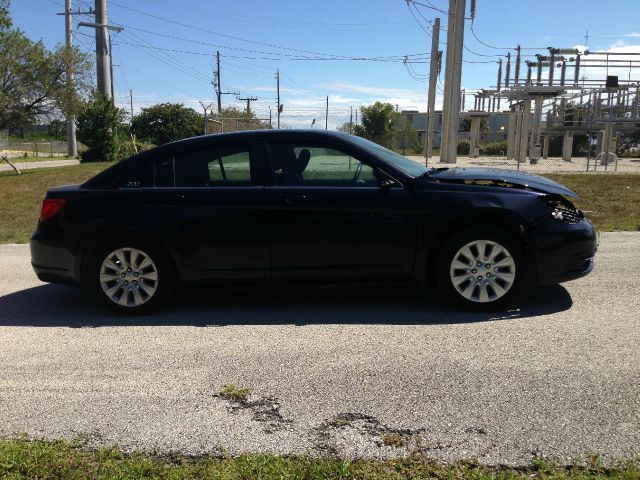 Chrysler 200 Elk Conversion Van Sedan