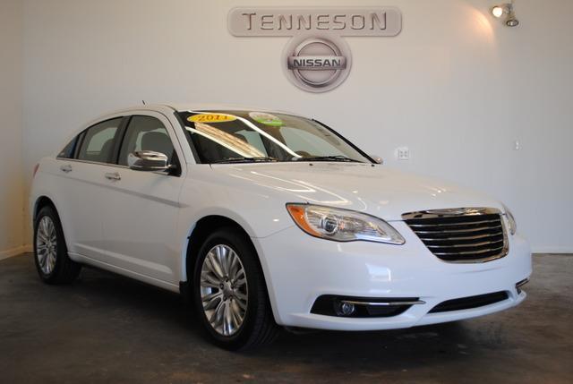 Chrysler 200 2011 photo 4