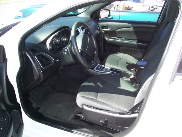 Chrysler 200 Elk Conversion Van Sedan