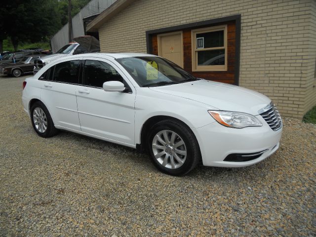 Chrysler 200 2011 photo 3
