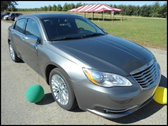 Chrysler 200 SLT 25 Sedan