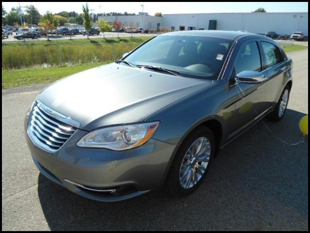 Chrysler 200 2012 photo 1