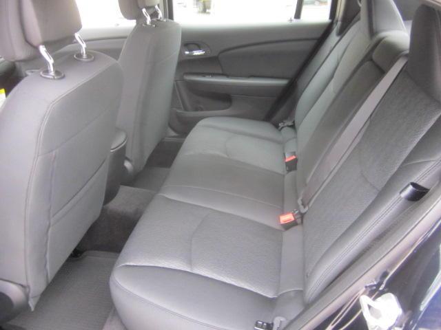 Chrysler 200 2012 photo 5