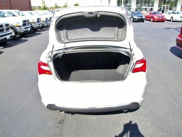 Chrysler 200 2012 photo 5