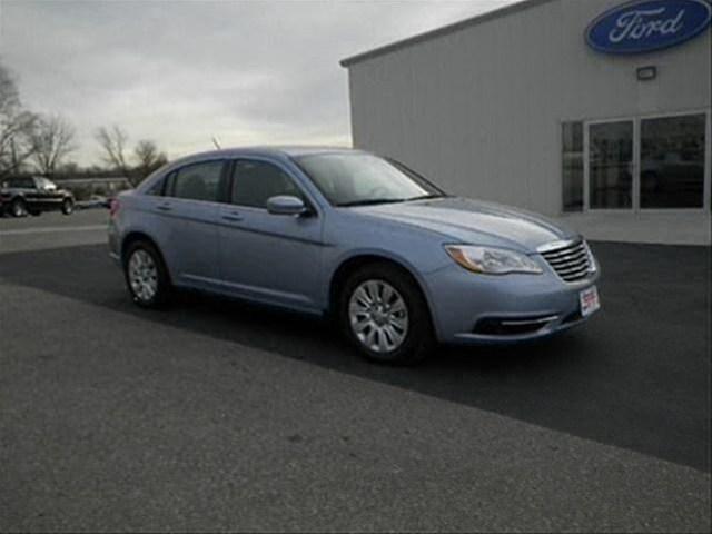 Chrysler 200 2012 photo 5