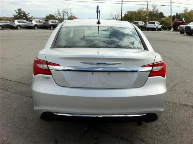 Chrysler 200 2012 photo 1