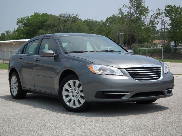 Chrysler 200 2012 photo 4