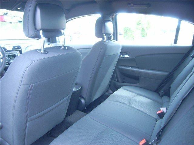 Chrysler 200 2012 photo 3