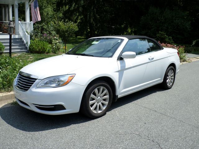 Chrysler 200 2012 photo 2