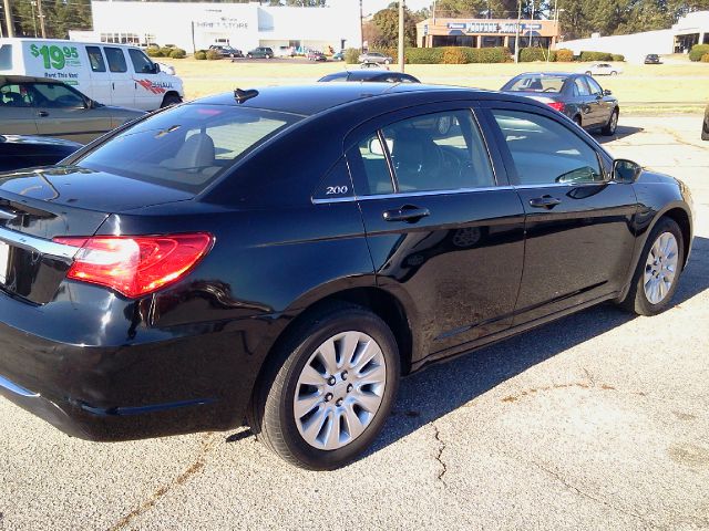 Chrysler 200 2012 photo 3