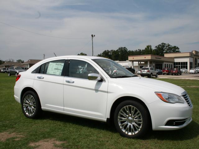 Chrysler 200 SLT 25 Sedan