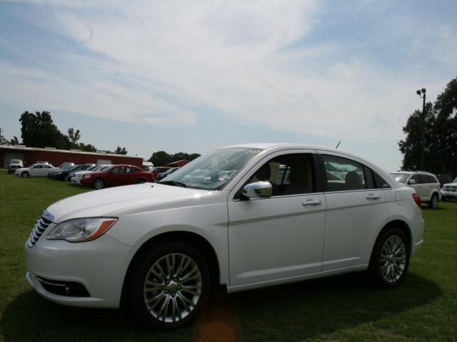 Chrysler 200 2012 photo 1