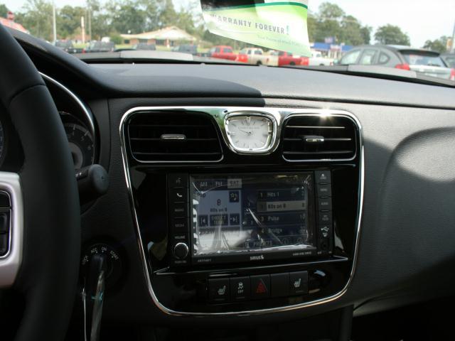 Chrysler 200 2012 photo 4