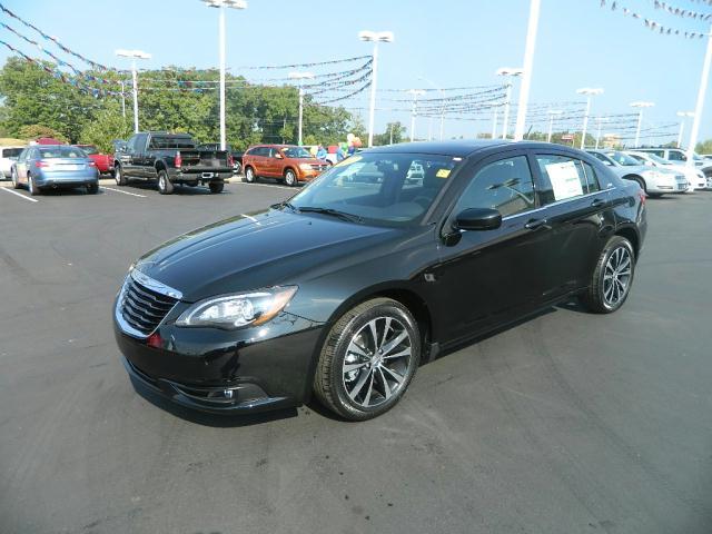 Chrysler 200 2012 photo 1