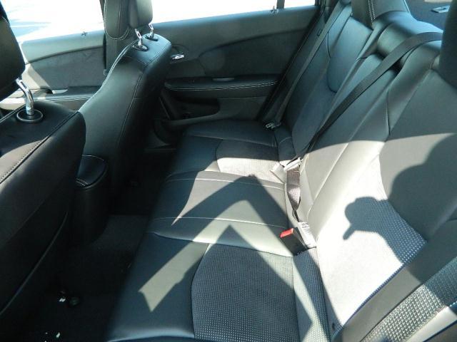 Chrysler 200 2012 photo 5