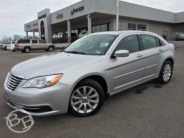 Chrysler 200 2012 photo 2