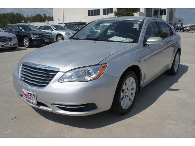 Chrysler 200 Elk Conversion Van Sedan