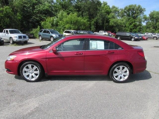 Chrysler 200 2012 photo 2