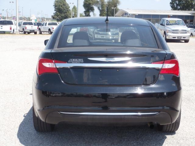 Chrysler 200 2012 photo 1