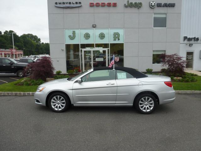 Chrysler 200 2012 photo 3