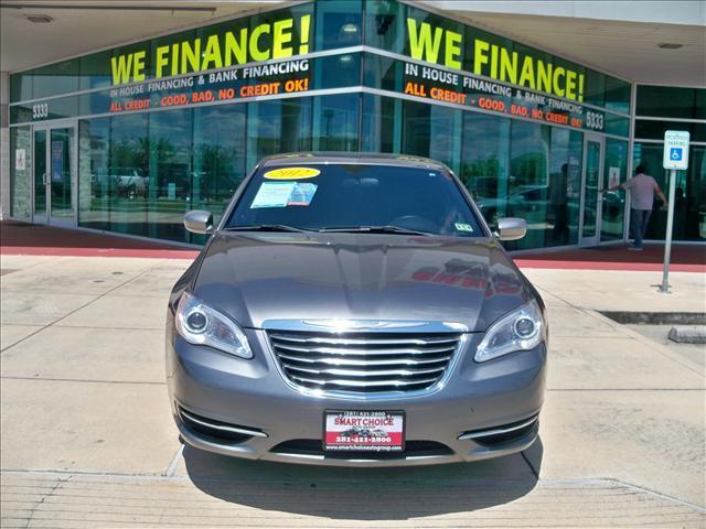 Chrysler 200 2012 photo 2