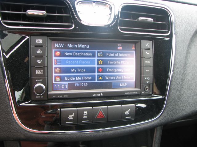 Chrysler 200 2012 photo 23