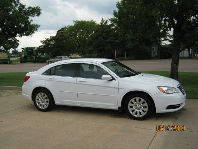 Chrysler 200 2012 photo 3