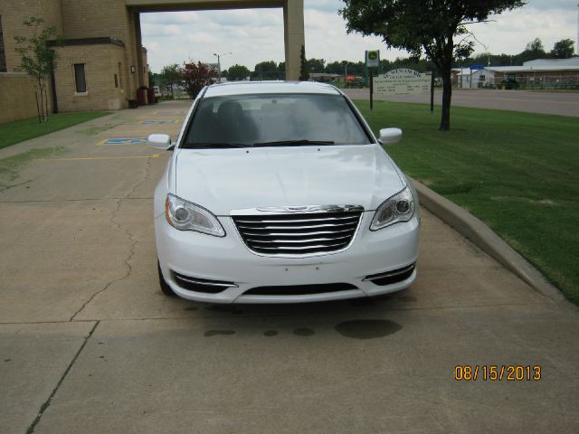 Chrysler 200 2012 photo 4