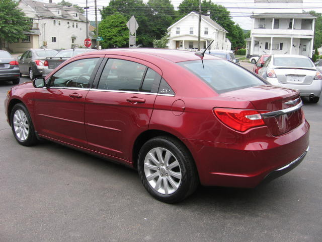 Chrysler 200 2012 photo 15