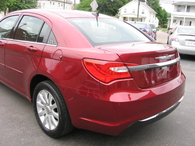 Chrysler 200 2012 photo 8